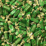 خرید و قیمت شکلات فله ای روشن سیم سیم کنجدی