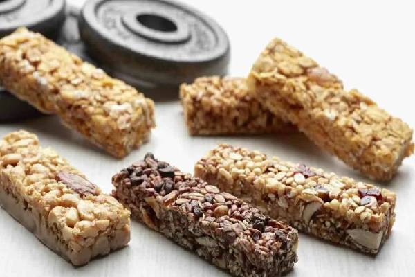 طرز تهیه پروتئین بار خانگی با مواد سالم