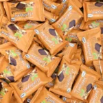 ویفر فله‌ای روکش شکلات با طعم بادام زمینی زیموپوک آکوند | Akkond Peanut