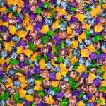 آبنبات فله‌ای بری میوه‌ای روشن